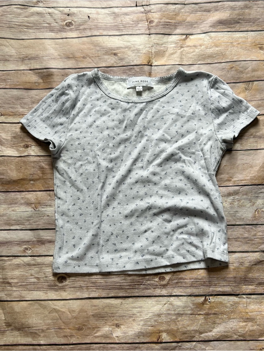 Pink Rose White Tee with Tiny Gray flower Pattern